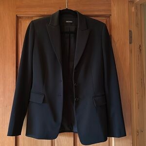 Tahari blazer